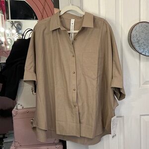 Lululemon Athletica Women's Tan Blouse